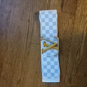 LV stretch belt